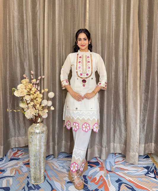LASER CUT FLOWER COORD SET
